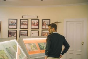 Porto: Taylor's Port Cellars & Smaking