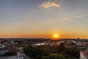 Porto: Ticket for the Clérigos Tower at Night