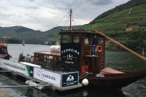 Porto to Douro Valley Private tour in a 4x4 like a native