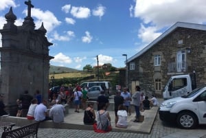 Porto to Douro Valley Private tour in a 4x4 like a native