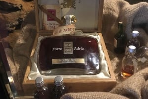 Porto to Douro Valley Private tour in a 4x4 like a native