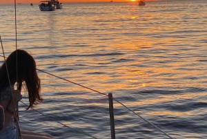 Porto: Purjehdusretki jaettu tai yksityinen (auringonlaskuoptio)