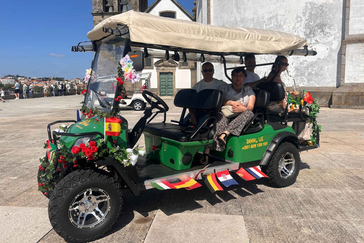 Porto Tour: Street Art & Architecture Experience 3h