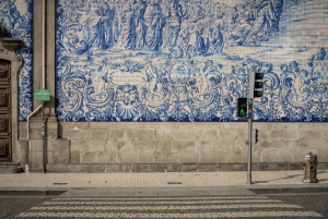 Porto Tour: Street Art & Architecture Experience 3h