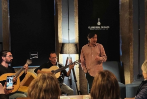 Porto : musique live de fado, vin et introduction culturelle