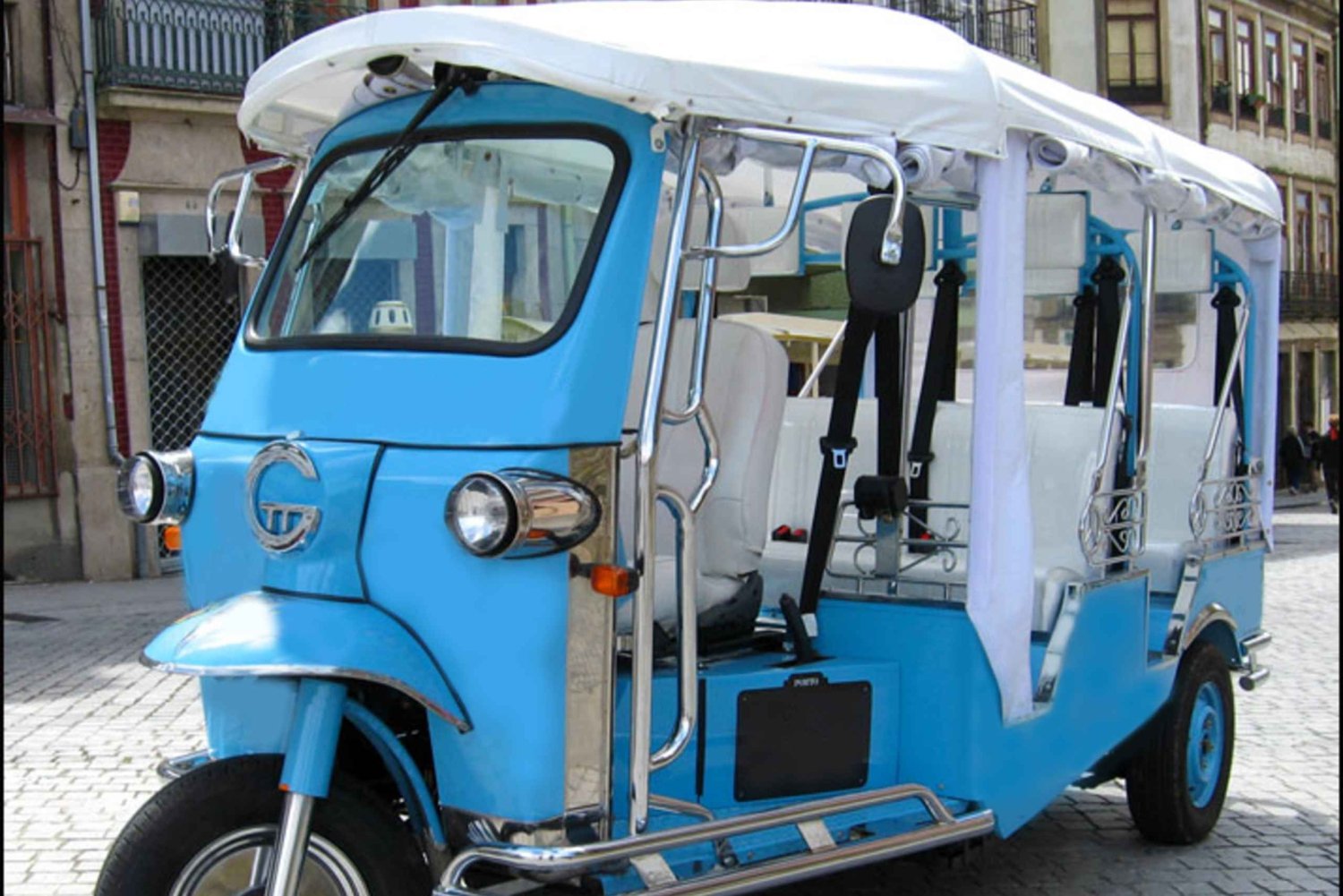 Porto : visite en tuk-tuk avec dégustation d'huile d'olive