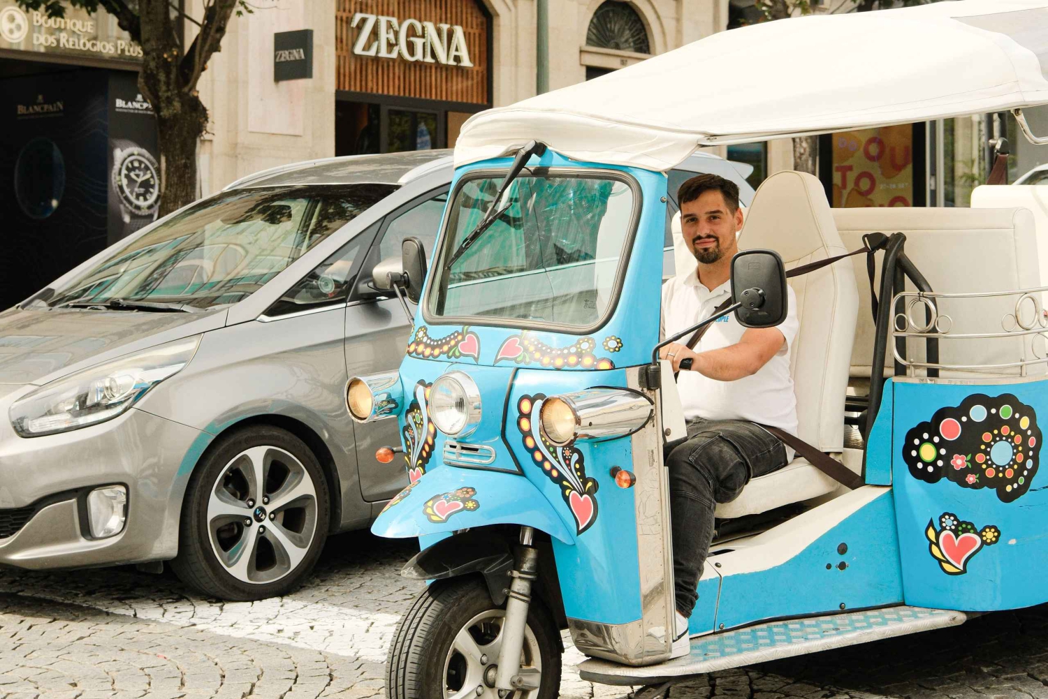 Porto: Passeio de Tuk Tuk com Degustação de Azeite