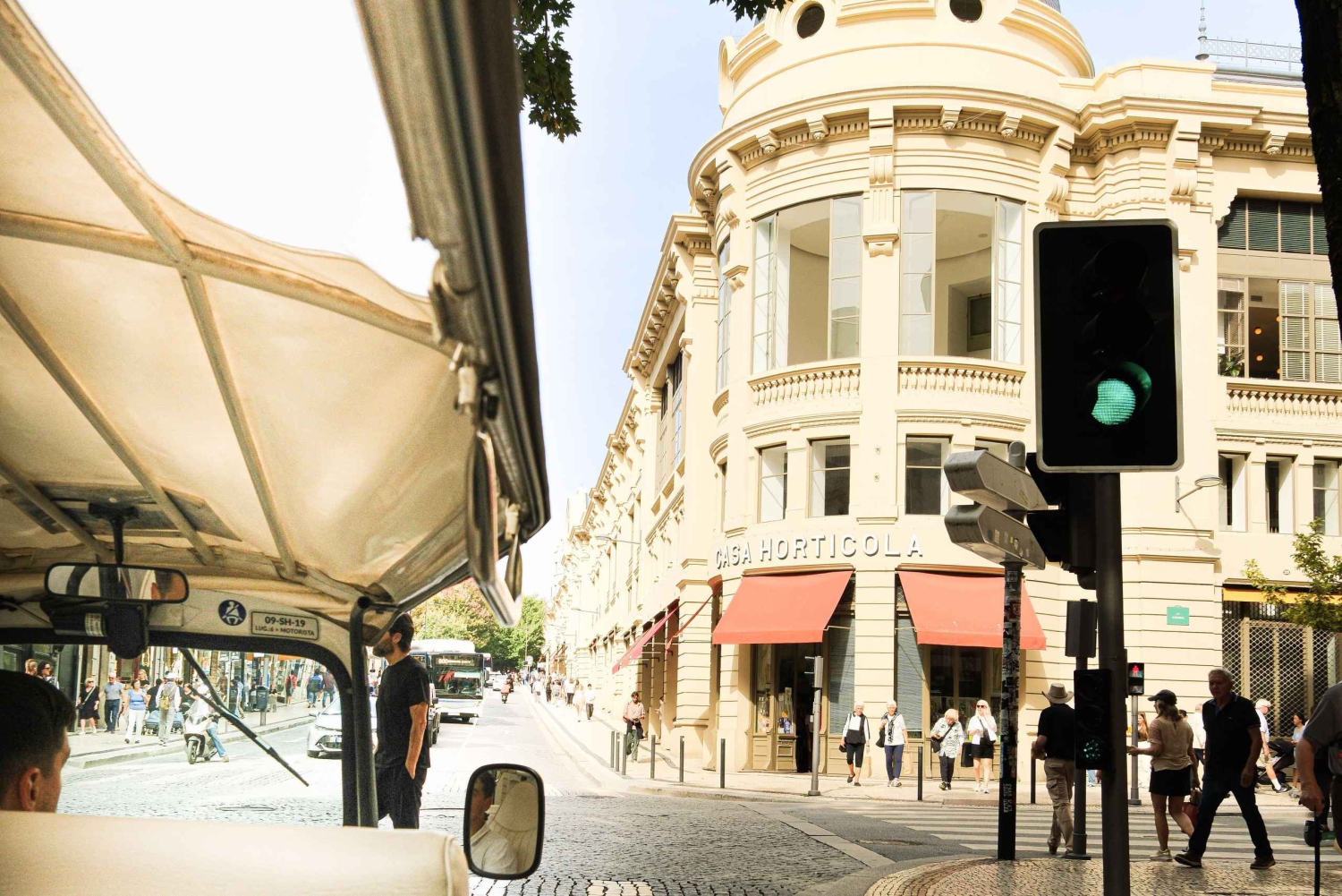 Porto: Passeio de Tuk Tuk com Degustação de Azeite