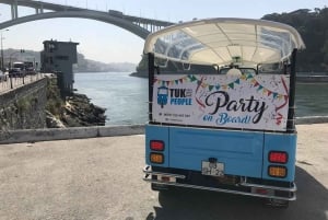 Porto: tour in tuk tuk con degustazione di olio d'oliva
