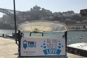 Porto: Passeio de Tuk Tuk com Degustação de Azeite