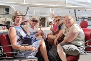 Tour Porto: Tuk Tuk-Abenteuer mit einem klassischen Portwein