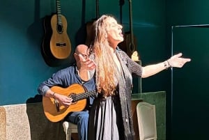 Porto: spettacolo di fado intimo e vino Porto alla stazione di Sao Bento