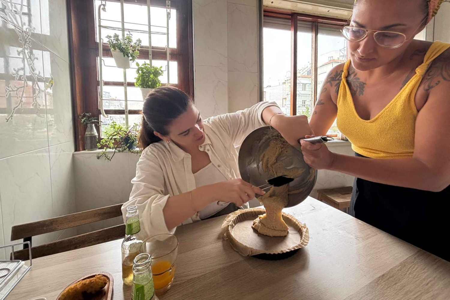 Porto: lezione di cucina vegana portoghese con pasto e bevande