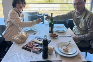 Porto: Vinho Verde Region Tour with 2 Wineries & Lunch