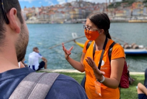 Porto: Tour a piedi con degustazione di vini e tapas