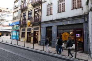 Oporto: tour de cena a pie con restaurantes familiares