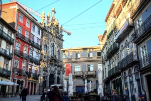 証券取引所宮殿のプライベート訪問付きポルト ウォーキング ツアー