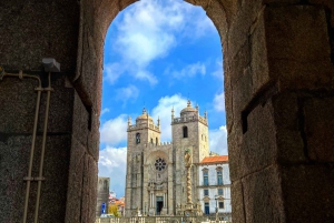 証券取引所宮殿のプライベート訪問付きポルト ウォーキング ツアー