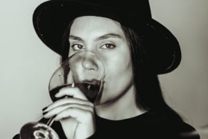 Porto: Vinsmagning med snack byvandring