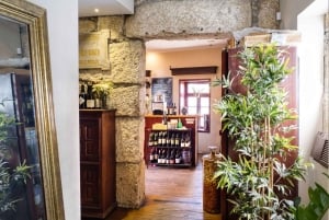 Porto: wijntour en 1 uur fado-show | alles inbegrepen