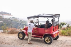 Tour Porto: Classic Adventure in Electric Tuk Tuk