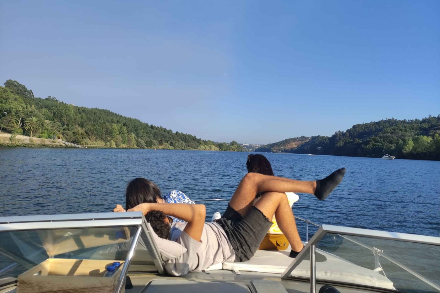 Tour en barco privado por los 6 puentes (1 hora y 30 minutos, hasta 6 personas, opción al atardecer)