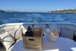 Tour en barco privado por los 6 puentes (1 hora y 30 minutos, hasta 6 personas, opción al atardecer)