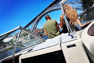 Tour en barco privado por los 6 puentes (1 hora y 30 minutos, hasta 6 personas, opción al atardecer)