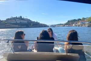 Privat bådtur i Porto med portugisisk tapas som ekstra mulighed