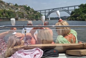 Privat bådtur i Porto med portugisisk tapas som ekstra mulighed