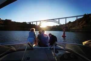 6 Brücken, Nicht geteilte Bootstour 1h30m, Gruppenpreis bis zu 6px