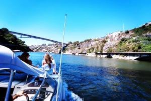 6 Brücken, Nicht geteilte Bootstour 1h30m, Gruppenpreis bis zu 6px