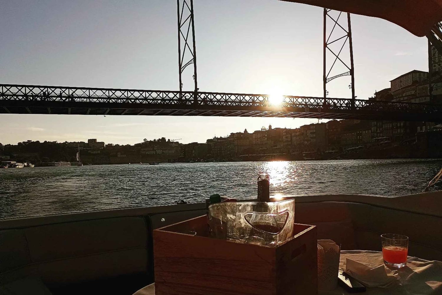 Yksityinen veneretki 2:lle maisteluineen Portossa - Auringonlasku-vaihtoehto