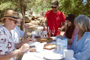 Privat Douro Valley 4WD-tur med vinprovning och picknick