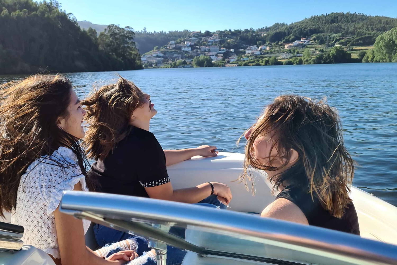 ドウロ川でのプライベートスピードボートツアー