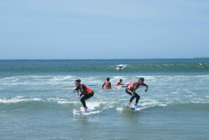 Privater Surfkurs für zwei Personen am Strand von Matosinhos
