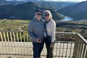 Private Tour: Wein und Essen im Douro-Tal ab Oporto