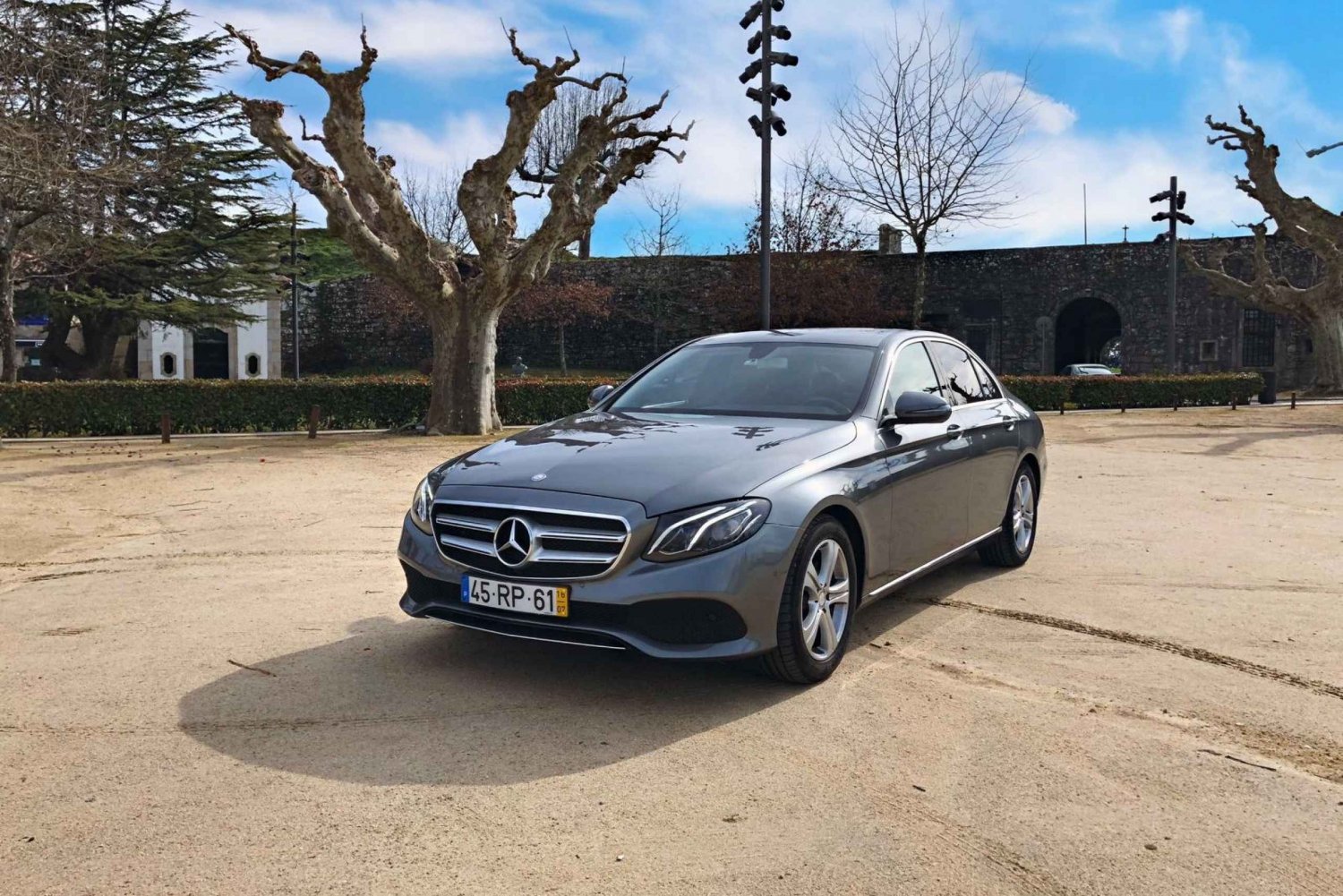 Privat transport fra Porto Lufthavn (OPO) til byens centrum