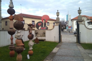 Transfert privé de Porto à/de Lisbonne + arrêts aux attractions