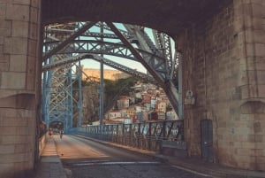 Kapinalliset ja Invicta: Porton liberaali kaupunkikierros paikallisen oppaan kanssa