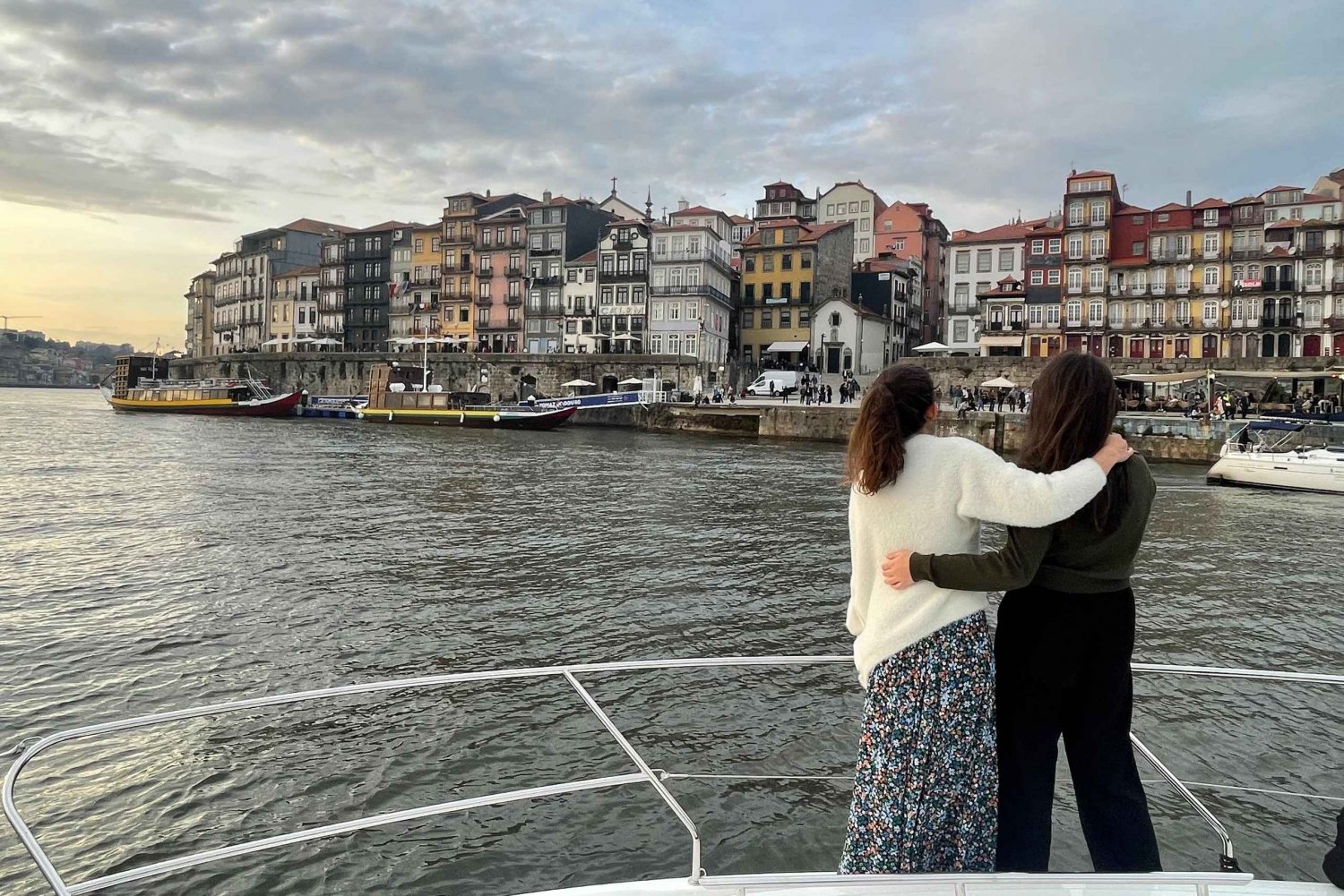 Zes bruggen jachtcruise op de Douro in Porto