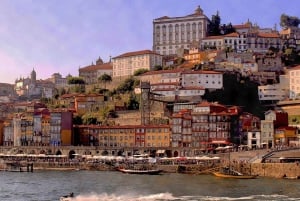 Porto: Bootsfahrt bei Sonnenuntergang oder tagsüber mit Begrüßungsgetränk