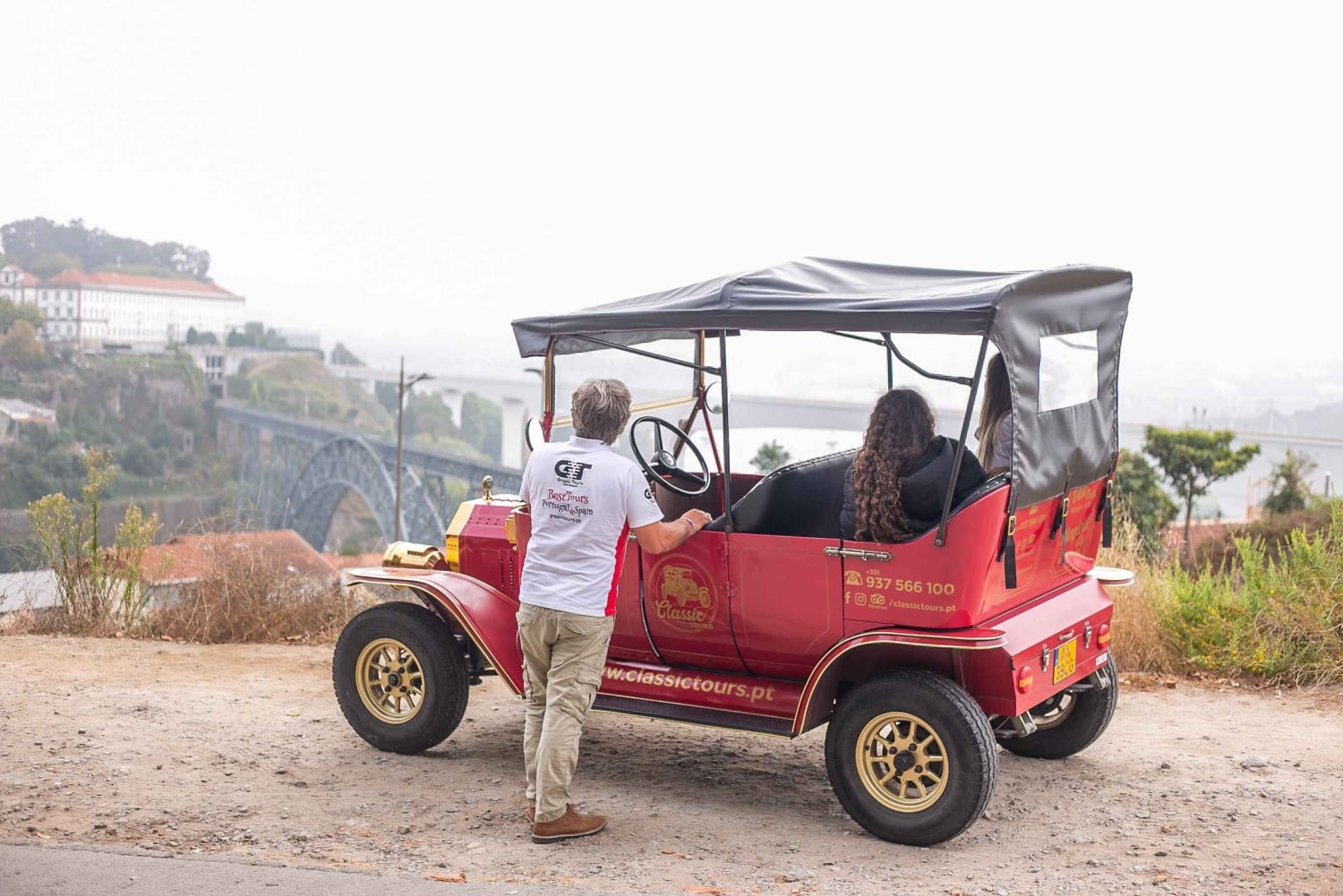 Rundresa i Porto: Klassiskt äventyr i elektrisk Tuk Tuk