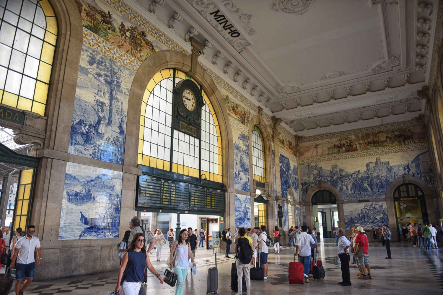 Two days to visit Fall Foliage in Douro Valley