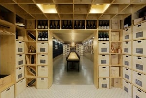 ヴィーニョ・ヴェルデ - ワインテイスティングと送迎付き