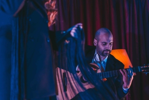 Oporto: Espectáculo de fado y cena: Una noche de fado y buena mesa