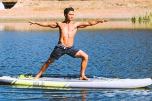 Yoga på Stand Up Paddle Board och tur med upphämtningsplats