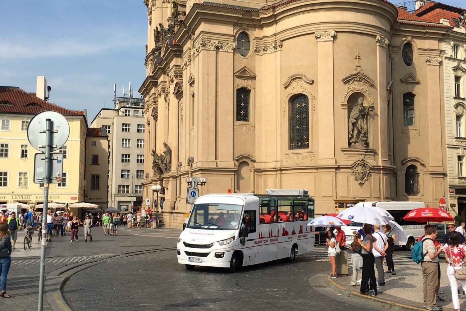 Tour d'orientamento di 1 ora in autobus e storia dei musei di Praga