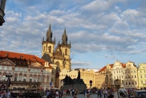 1-Hour Orientation Tour by Bus and Museum story of Prague