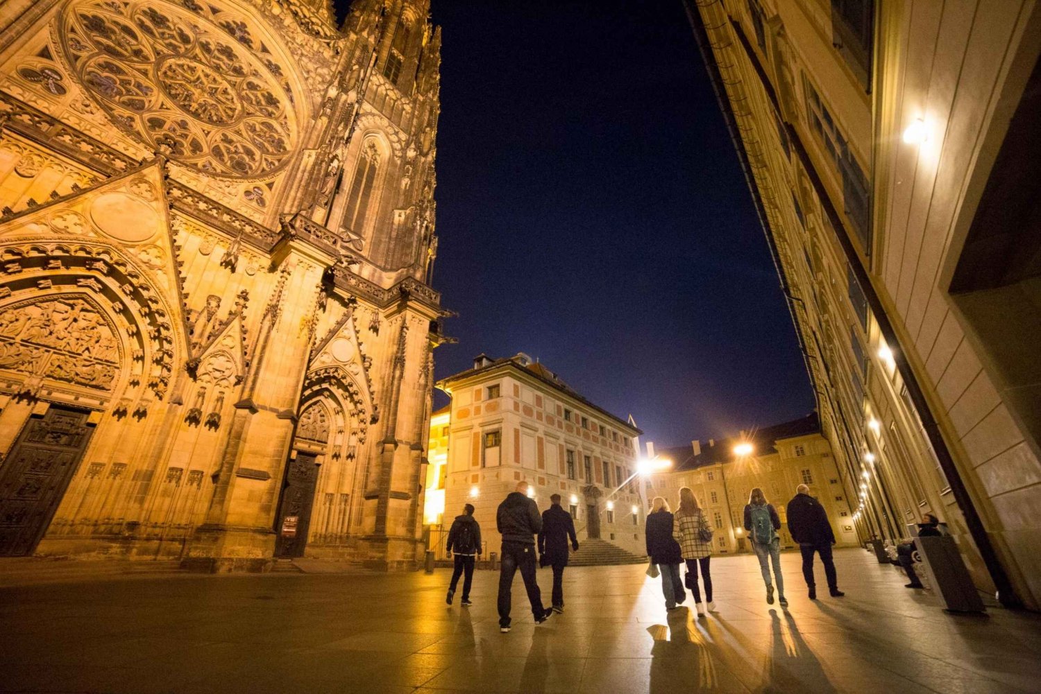 3-Hour Tour of Alchemy and Mysteries of Prague Castle